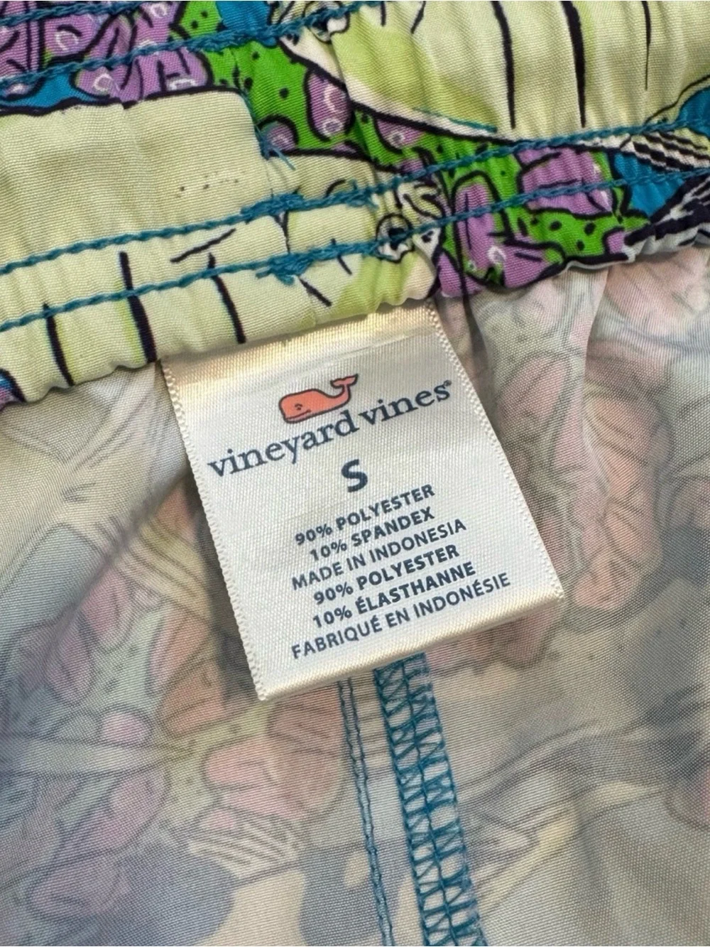 Vineyard Vines Chappy Swim Trunks Men's Size Small Tropical Fish Print